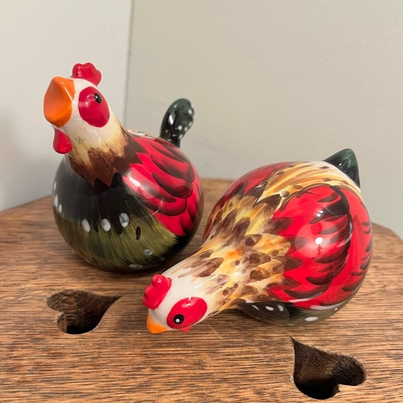 salt and pepper Other - Chicken and rooster salt and pepper Chicken Figurines Farmhouse Decor